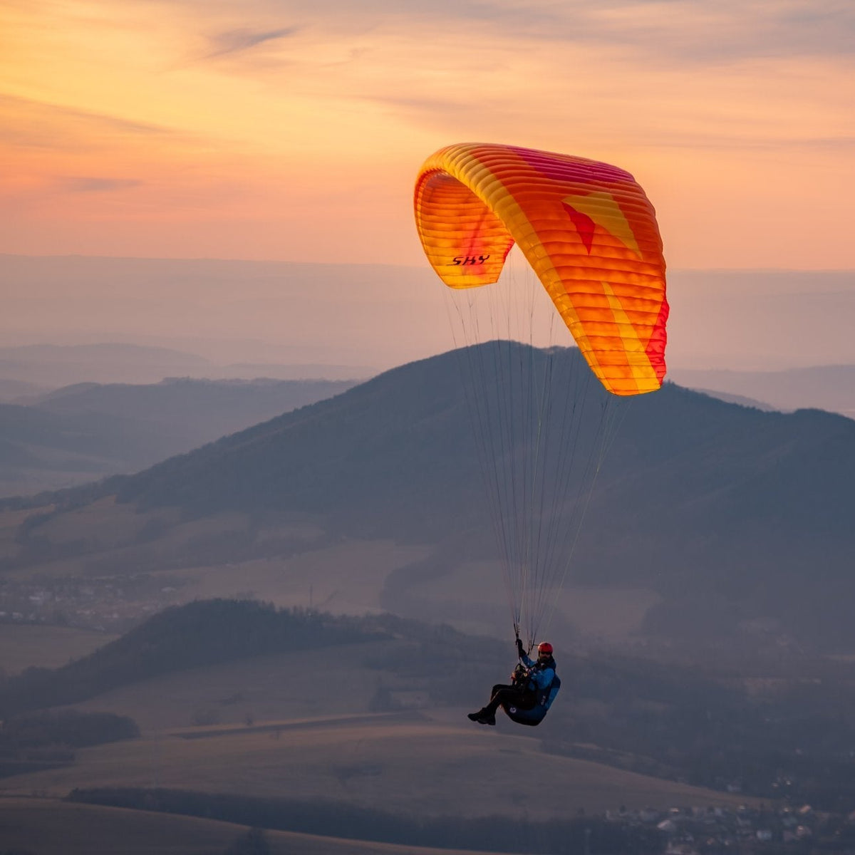 SKY PARAGLIDER CARANCHO