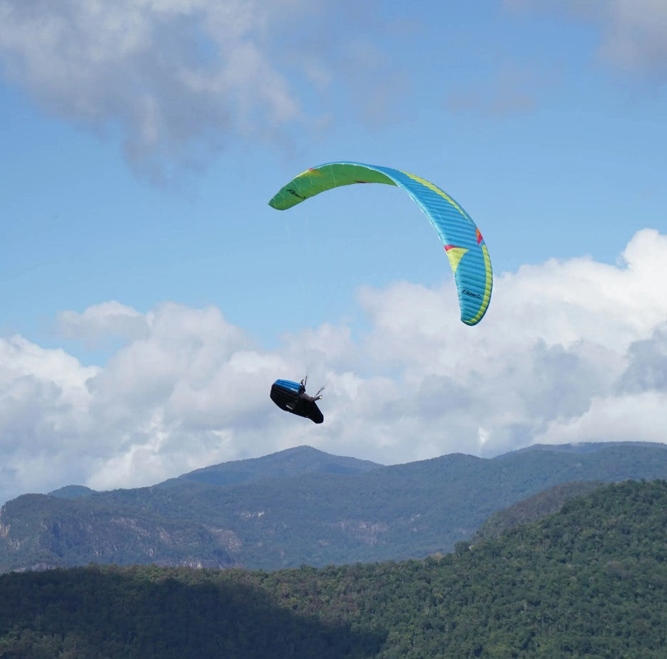 Parapente F2 light :: FLOW